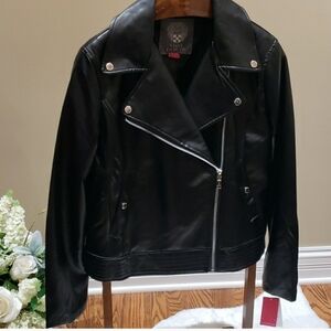 Nwt Vince Camuto black faux leather motorcycle zip jacket Large